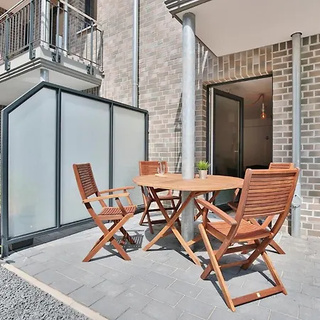 Bude 37 Bude 37 2 Julia